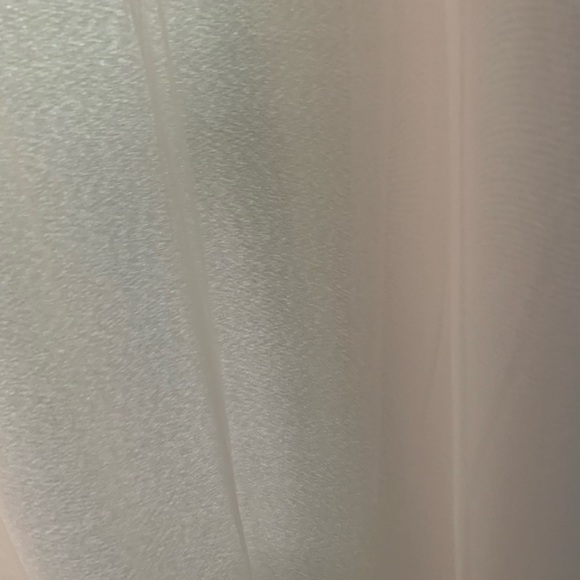 1 Pair of Gray and white curtains - Picture 4 of 4